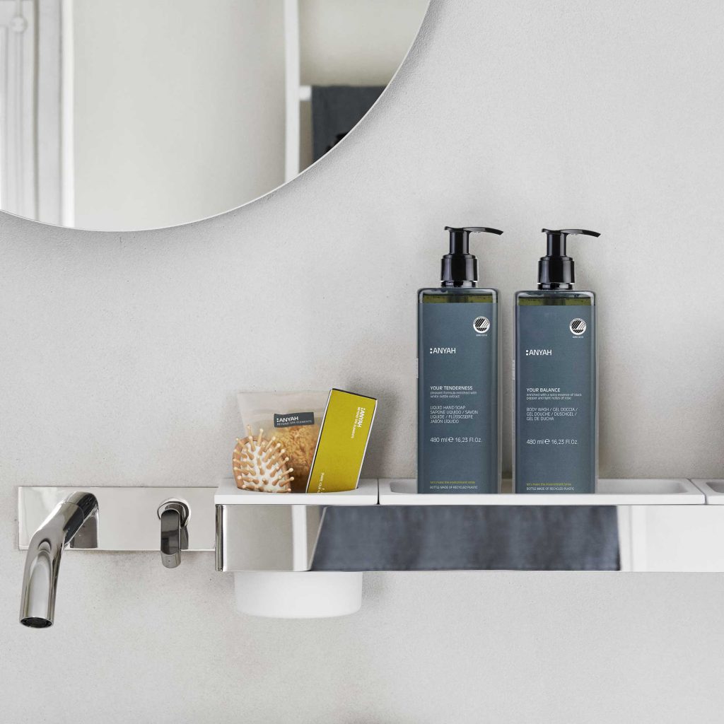 Anyah Gentle Hair & Body Wash With Locked Pump - Nordic Ecolabel Certified (480 ml) - 18Pack