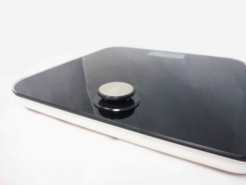 Dyna bathroom scale operation battery-free