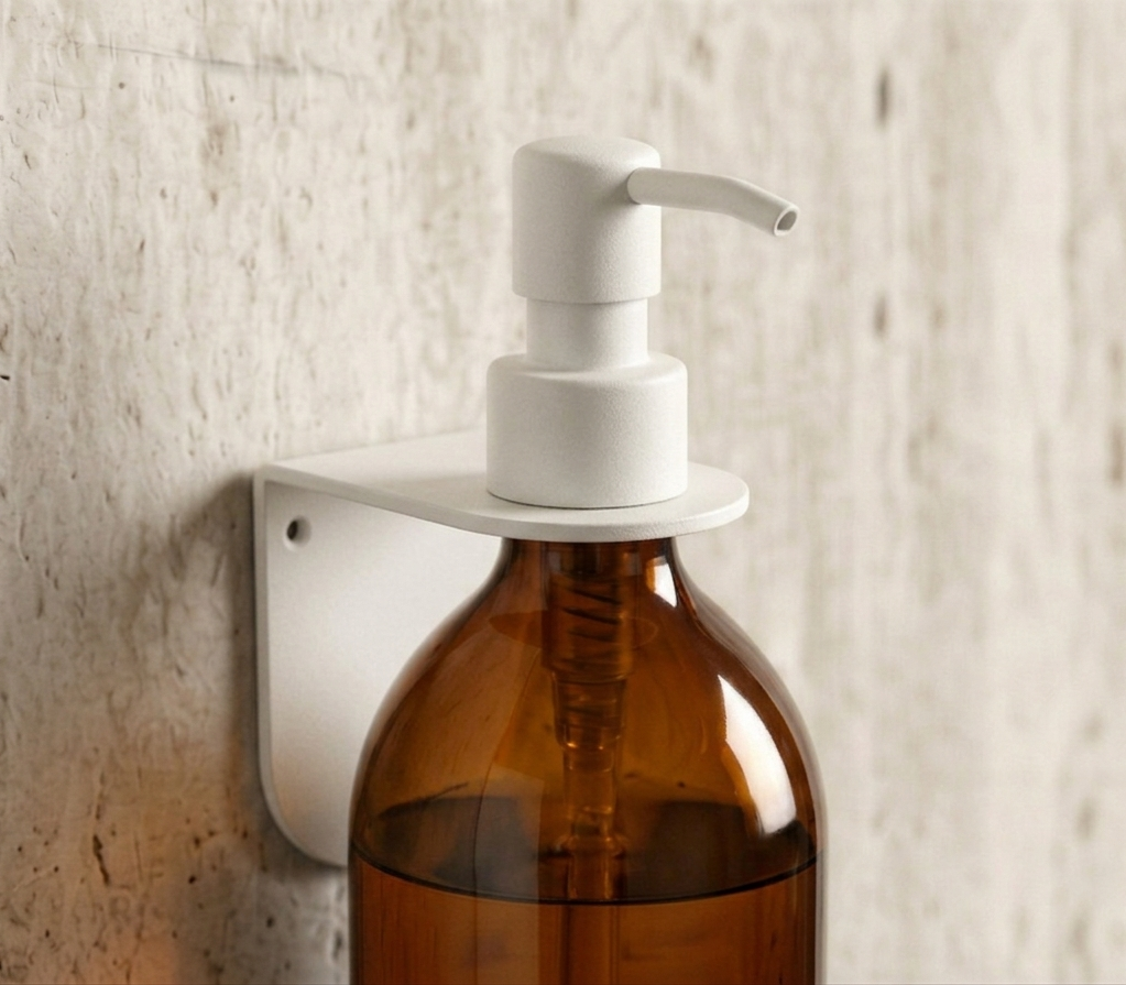Single white bottle holder