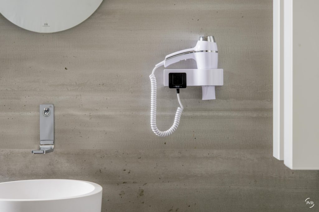 Wallmount Hairdryer Alteo White + SS