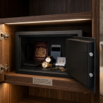 Hotel Safe Trustee Compact black